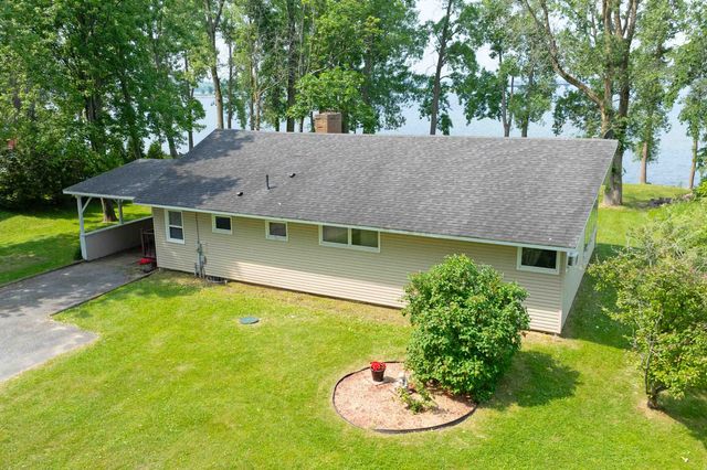 $379,900 | 233 Hunter Road | Alburgh