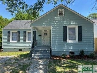 $2,300 | 1416 East 33rd Street | Live Oak