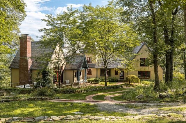 $1,495,000 | 17 Upland Drive | Philipstown