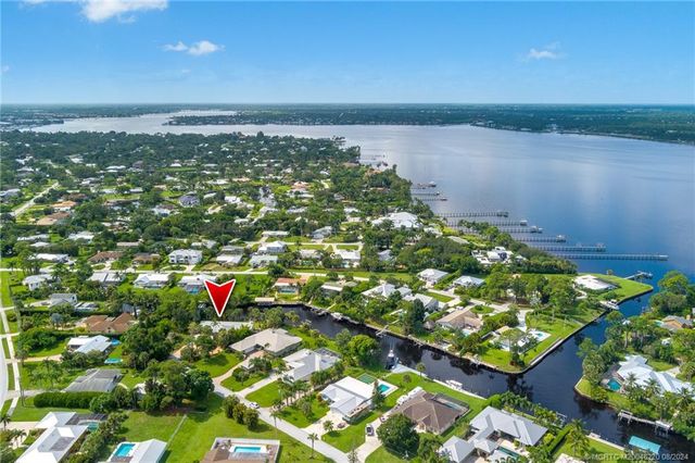 $1,200,000 | 1844 Northwest Pine Tree Lane | North River Shores