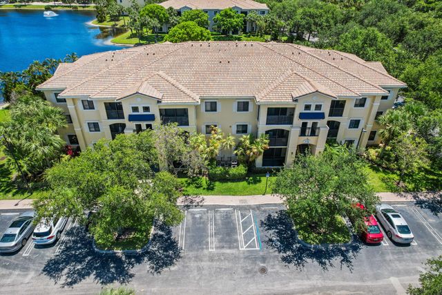 $298,000 | 2726 Anzio Court, Unit 103 | Palm Beach Gardens