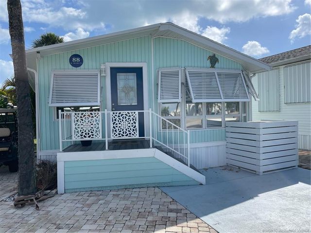 $289,900 | 10725 South Ocean Drive, Unit 88 | Hutchinson Island South