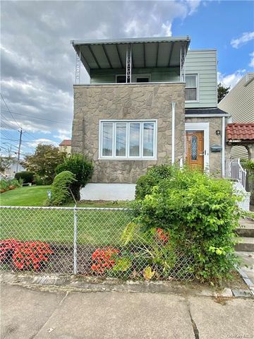 $739,000 | 141-18 230th Place | Laurelton