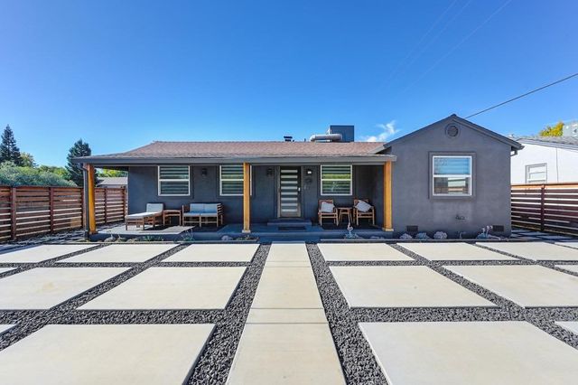 $449,000 | 2901 Glacier Street | Bohemian Heights