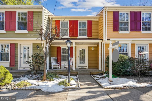 $515,000 | 1919 Belmont Ridge Court | Reston