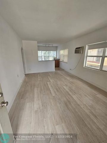 $1,800 | 7940 Abbott Avenue, Unit 9 | North Beach