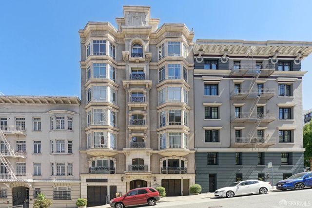 $995,000 | 720 Stockton Street, Unit 7 | Financial District-Barbary Coast