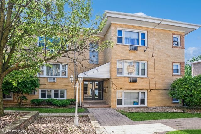 $150,000 | 6634 West 95th Street, Unit 3C | Oak Lawn