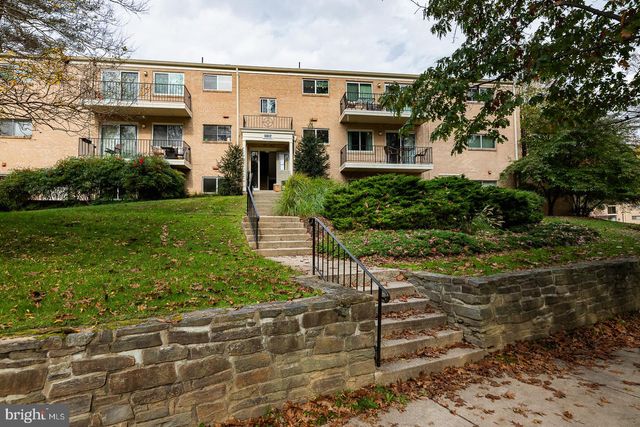 $1,800 | 10612 Montrose Avenue, Unit 202 | Parkside Condominiums