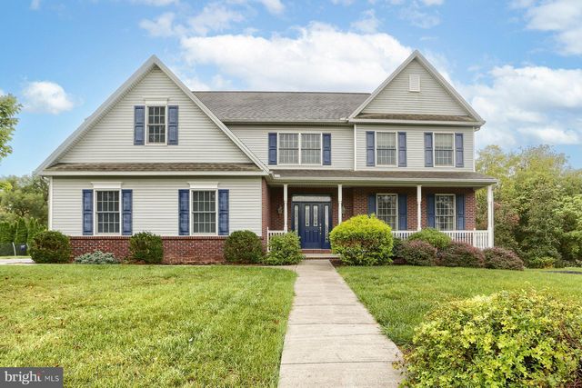 $529,900 | 11 Greenwich Drive | South Middleton Township - Cumberland County