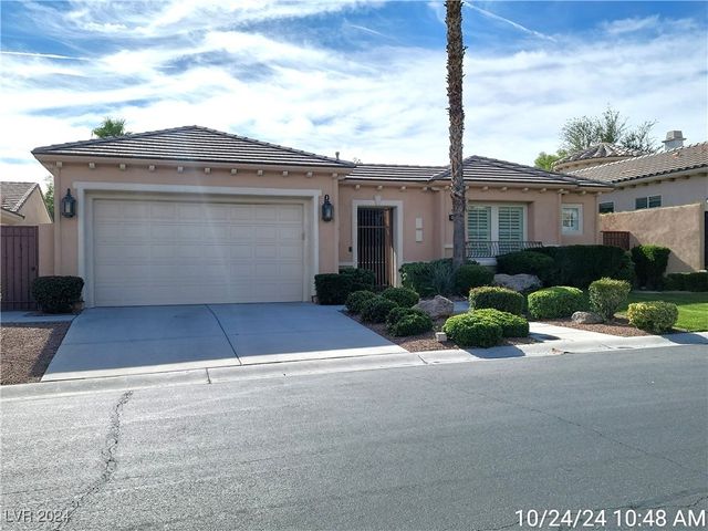 $3,295 | 11291 La Madre Ridge Drive | Red Rock Country Club at Summerlin