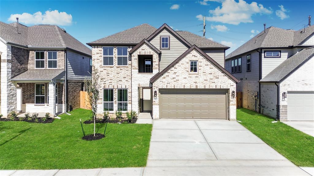 Welcome to 15323 Statice Trail located in Sheldon Ridge and zoned to Sheldon ISD.