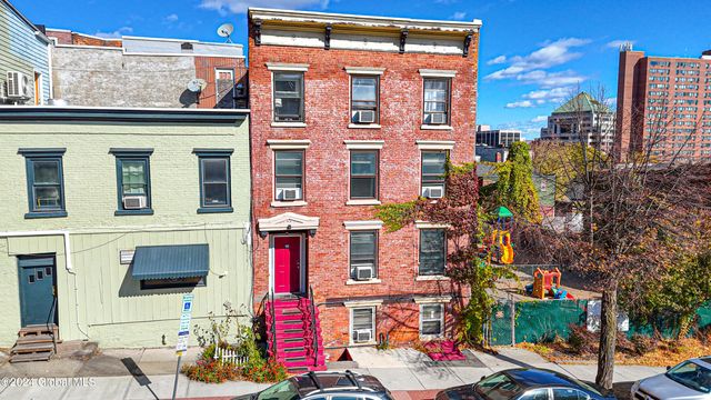 $699,000 | 173 Madison Avenue | Mansion Area