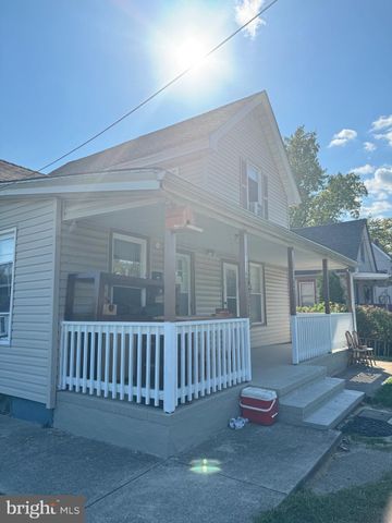 $275,000 | 313 East Wood Street | Landis Avenue Commerical District