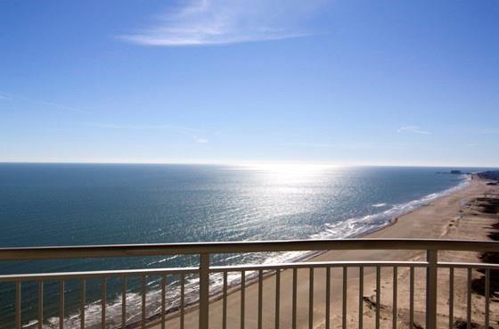 Fabulous western views of Pleasure Pier and the city lights at night from the beach front balcony!