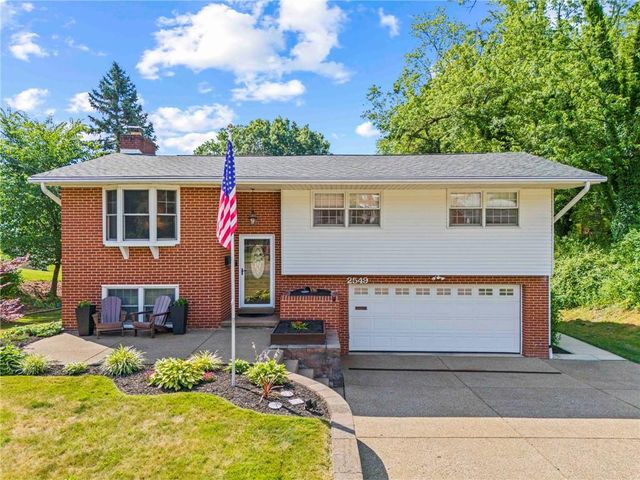 $325,000 | 2549 Summit Street | Bethel Park