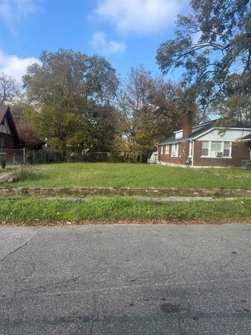 $12,000 | 576 East McKellar Avenue | Longview Heights