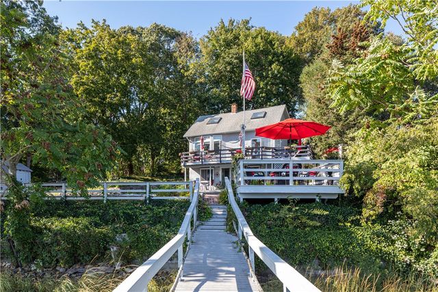 $1,100,000 | 110 Rocky Hollow Road | Downtown East Greenwich