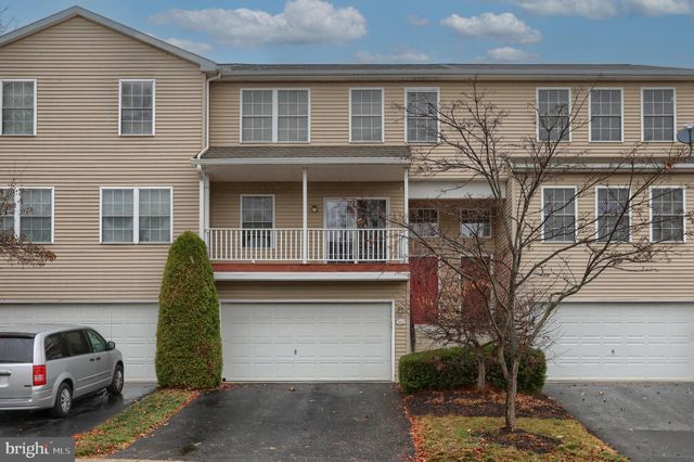 $2,395 | 102 Woodside Court | Annville