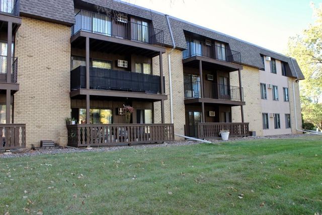 $99,500 | 3461 Kent Street, Unit 1011 | Wabbasso Lake