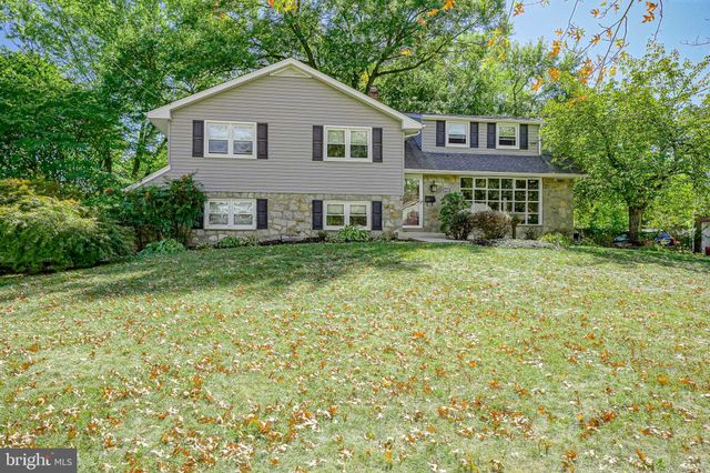 $535,000 | 2805 Hunterdon Drive | Cinnaminson