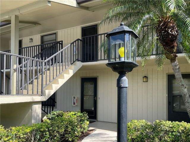 $199,899 | 41 Plantation Drive, Unit 202 | Vista Plantation