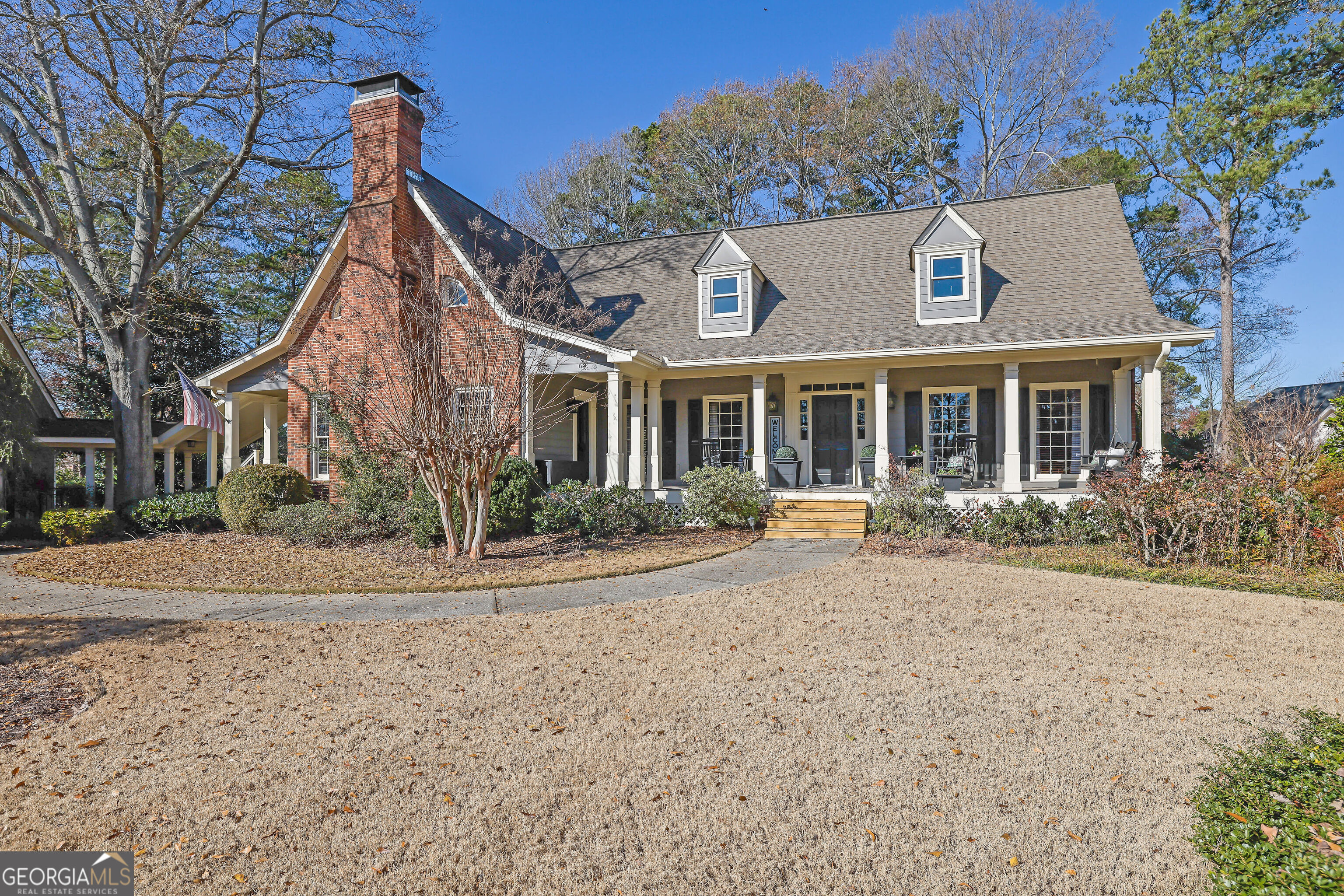 front view of house with a yard