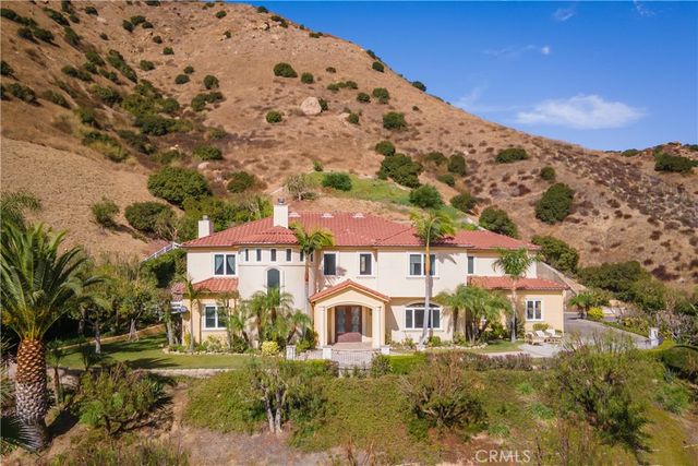 $3,995,000 | 75 North Coolwater Road | Bell Canyon