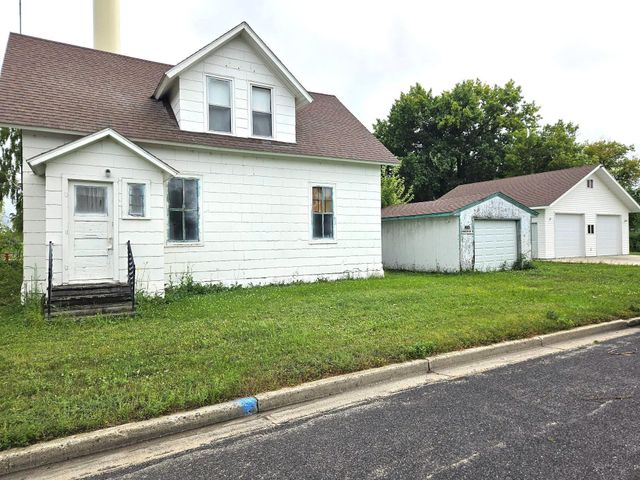 $51,000 | 204 Nansen Street | Warren