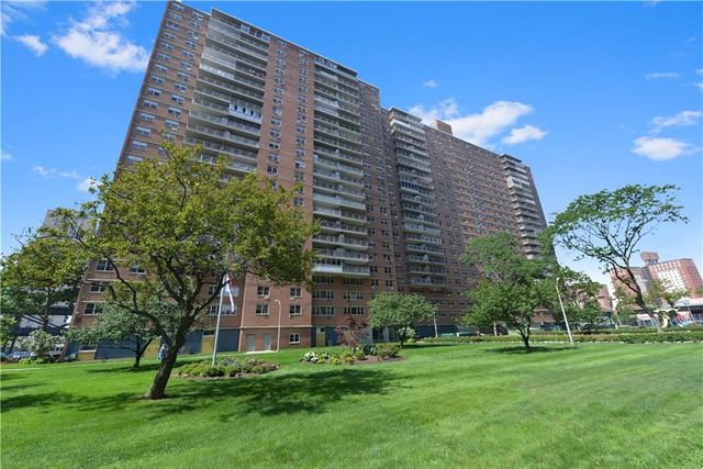 $599,999 | 2944 West 5th Street, Unit 19B | Coney Island