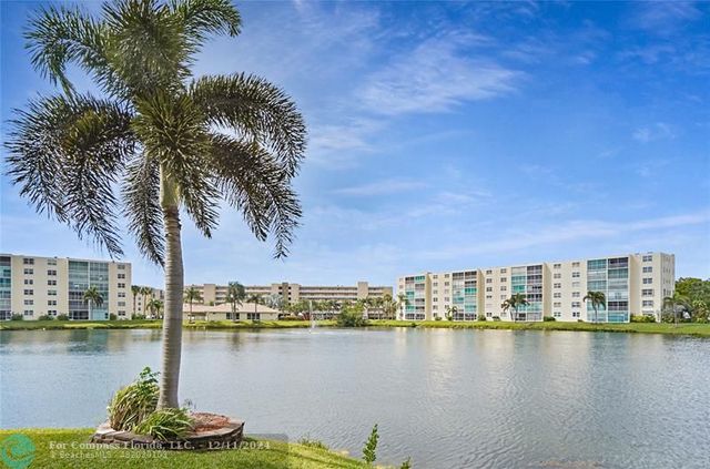 $275,000 | 111 Southeast 3rd Avenue, Unit 306 | Dania Beach