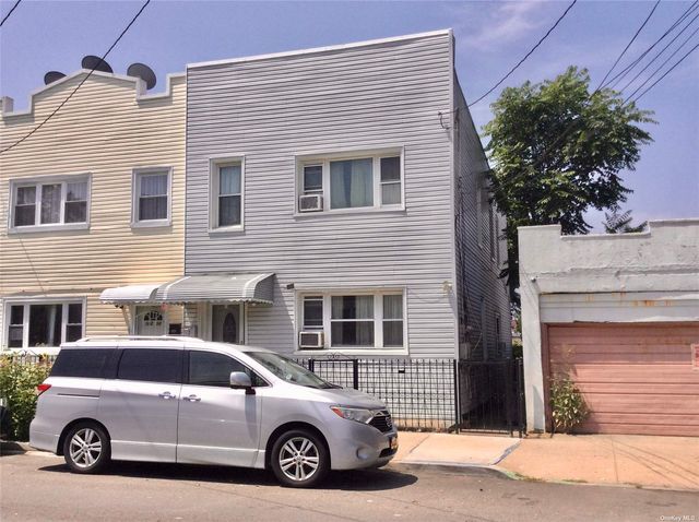 $899,900 | 102-36 89th Street | Ozone Park