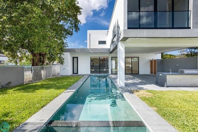 $2,900,000 | 1914 Southwest 22nd Terrace | New Shenandoah