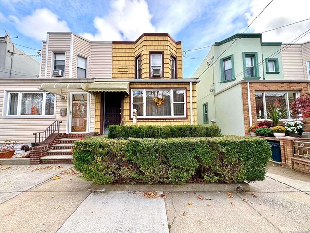 $748,000 | 62-30 60th Drive | Maspeth