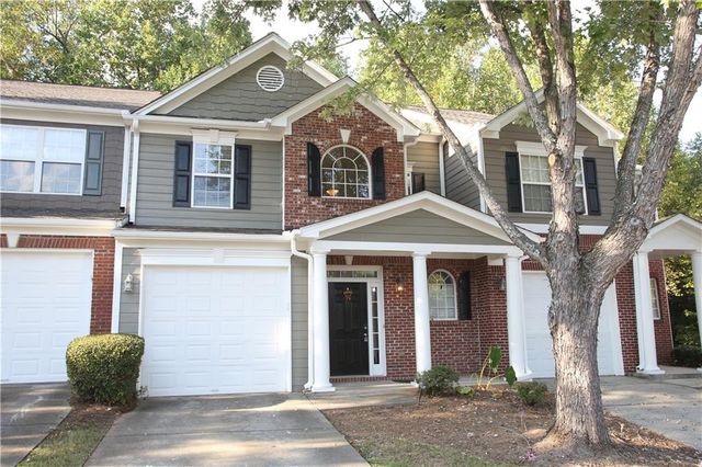 $310,000 | 2704 Pierce Brennen Court Northeast | Olde Peachtree Townhomes