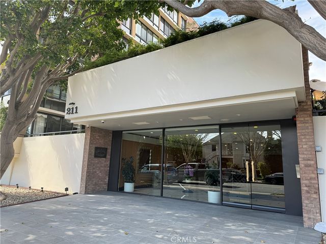 $12,000 | 211 South Spalding Drive, Unit N502 | Beverly Hills