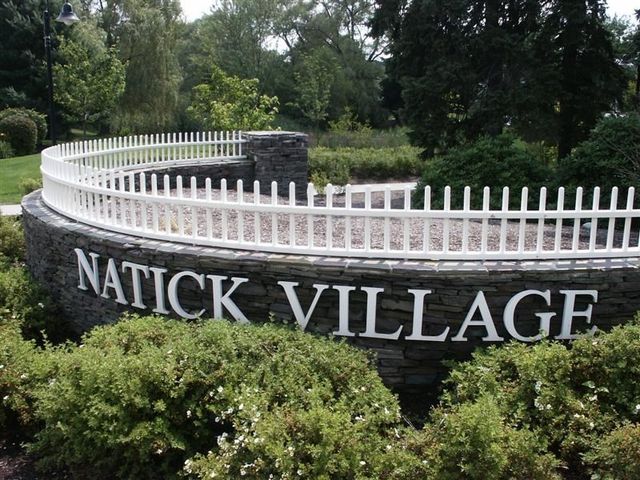 $1,700 | 15 Village Rock Lane, Unit 6 | West Natick