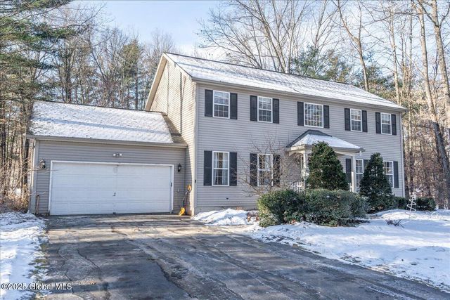 $565,000 | 9 Greylock Drive | Wilton