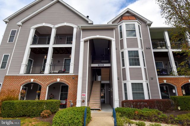 $2,400 | 46606 Drysdale Terrace, Unit 303 | Riverbend at Cascades