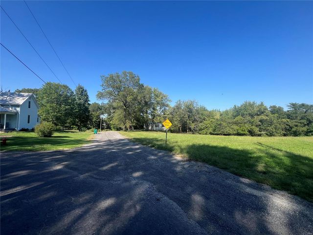 $29,500 | 108 South Lincoln Boulevard | Okawville