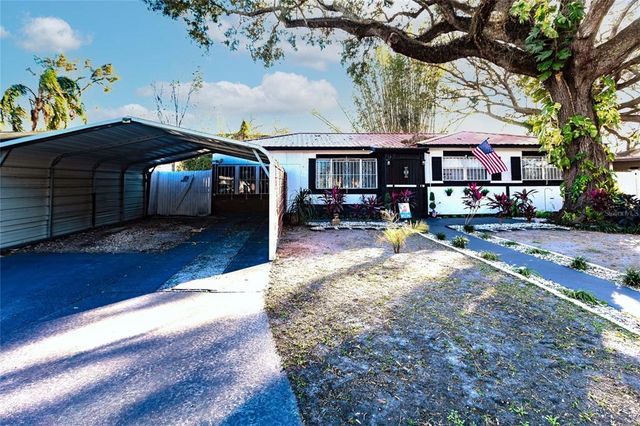 $335,000 | 2005 East Crenshaw Street | Old Seminole Heights