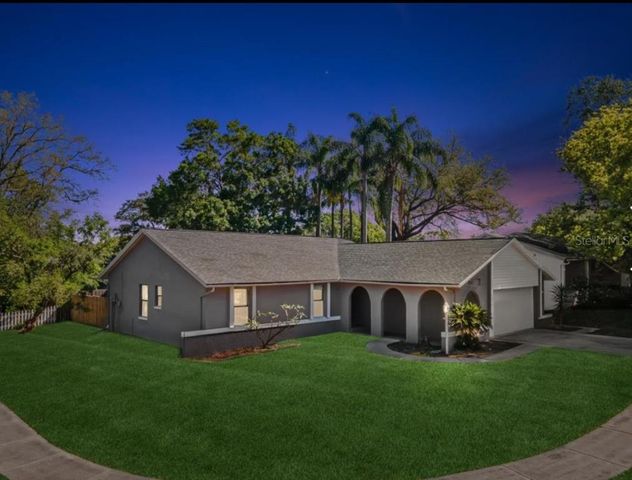 $476,000 | 2621 Sunnyside Circle | Palm Harbor