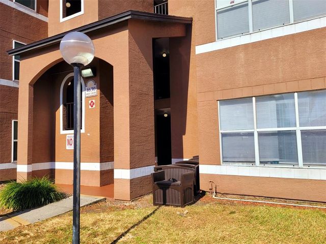 $167,000 | 4630 Commander Drive, Unit 1018 | Venetian Place Condominium