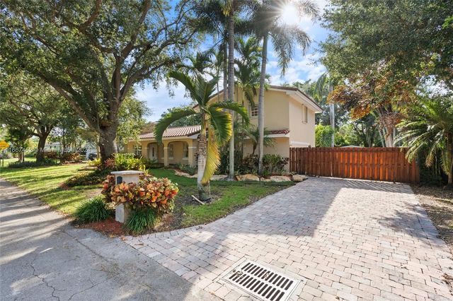 $1,550,000 | 15224 Southwest 80th Avenue | Palmetto Bay