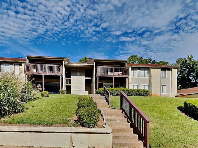 $132,000 | 3575 Oakvale Road, Unit 405