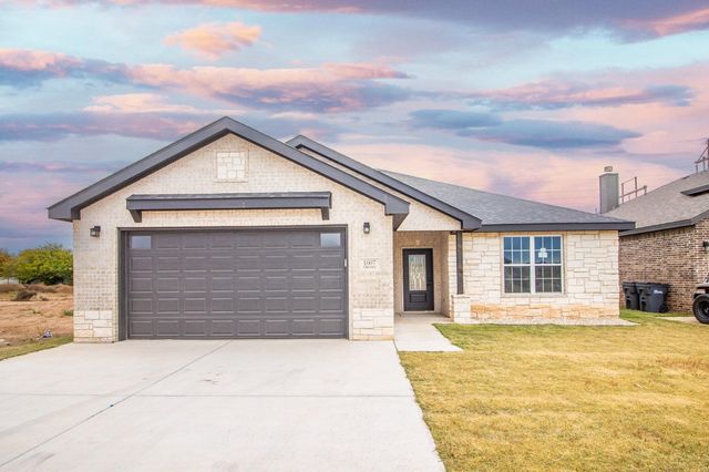 $299,900 | 1607 Quincy Avenue | Northwest Lubbock