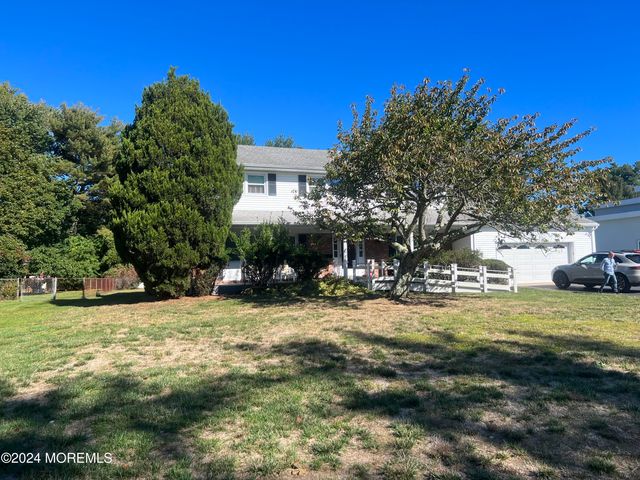 $1,850,000 | 13 Harbor Court | West Long Branch