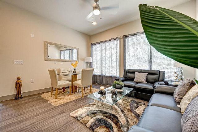 $1,850 | 6955 Turtlewood Drive, Unit 201 | Alief