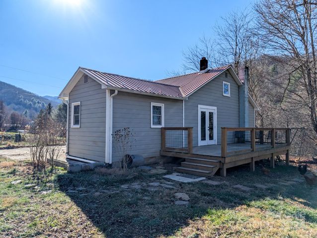 $289,000 | 95 Lady Bug Lane | Burnsville Township - Yancey County