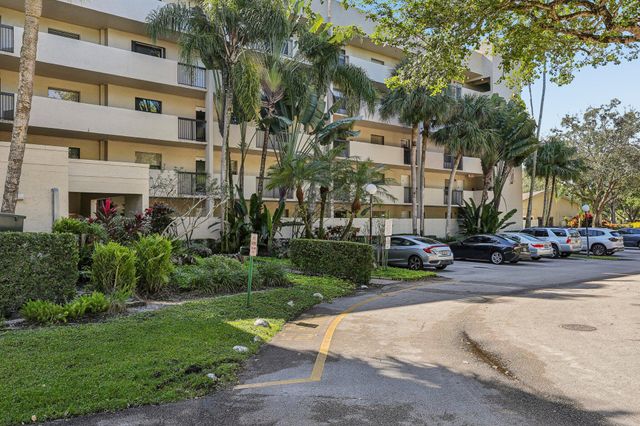 $240,000 | 3000 Northwest 42nd Avenue, Unit B508 | Coral Gate